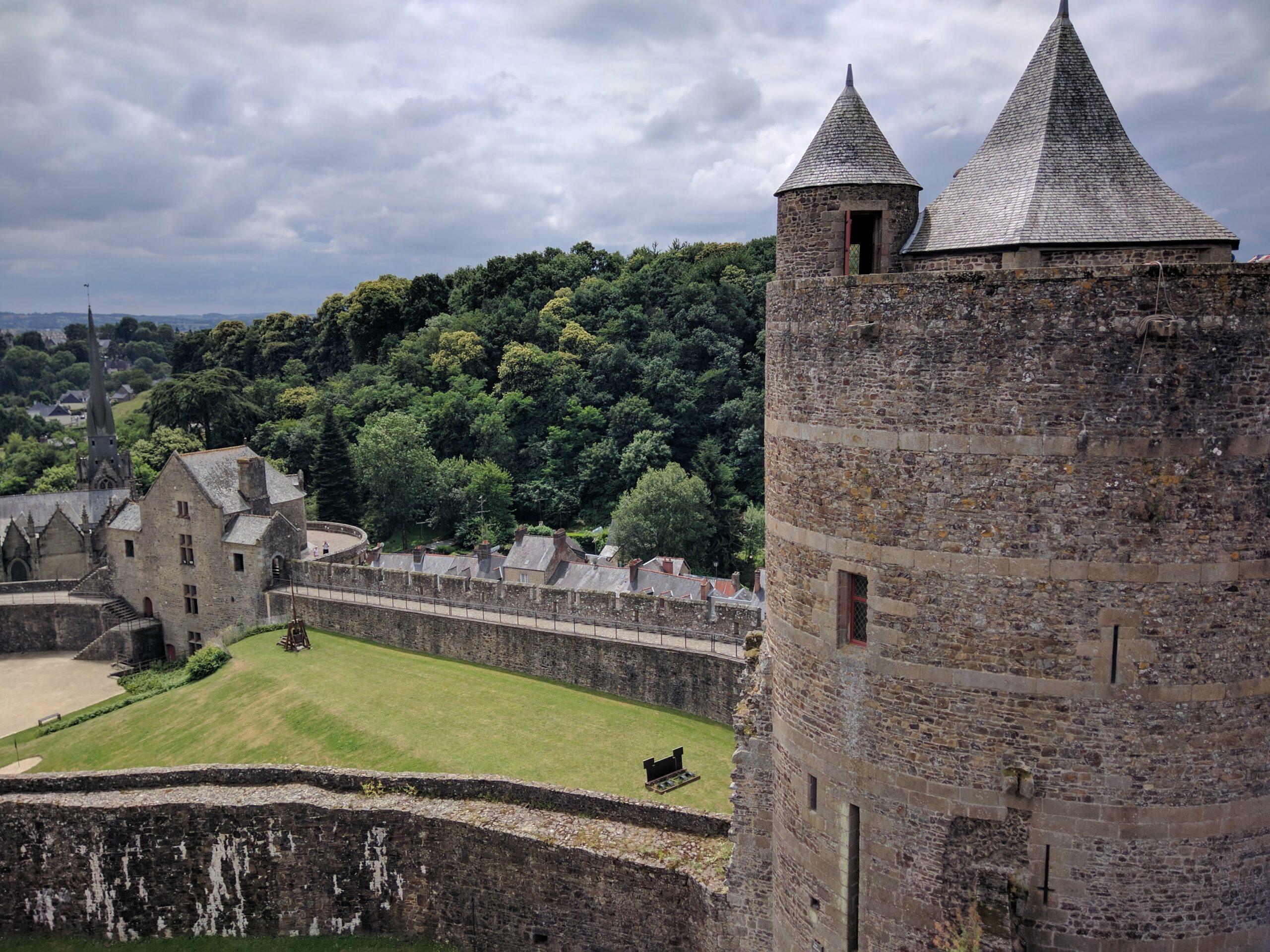 Exploring the Historic Charm of Fougères Castle